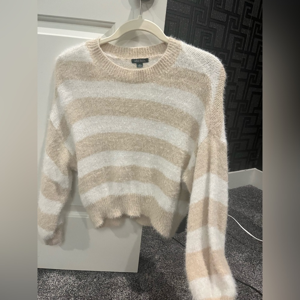 WILD FABLE SWEATER
